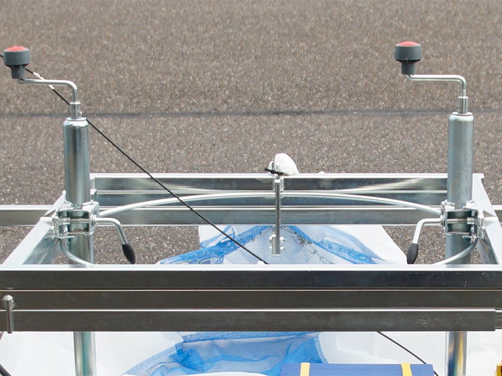 Eazyframe mobile harvesting machine