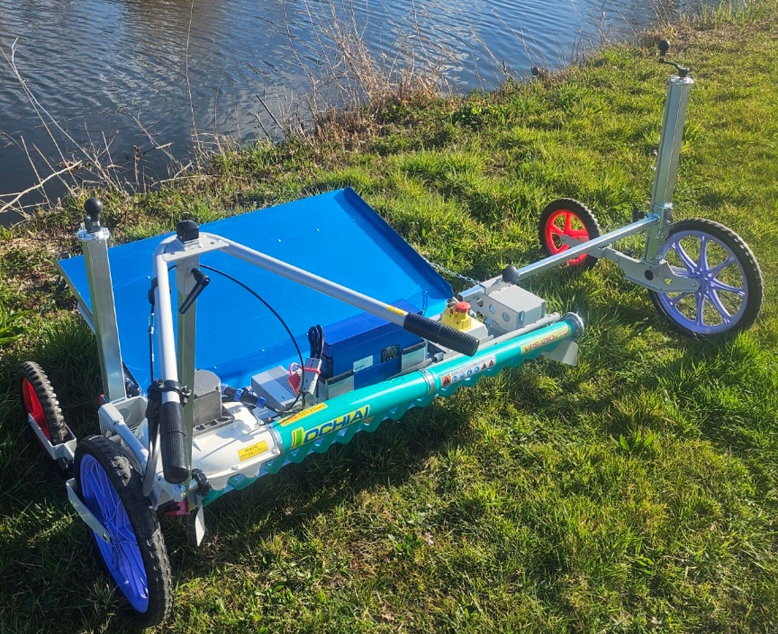 One man indoor electric harvesting machine 